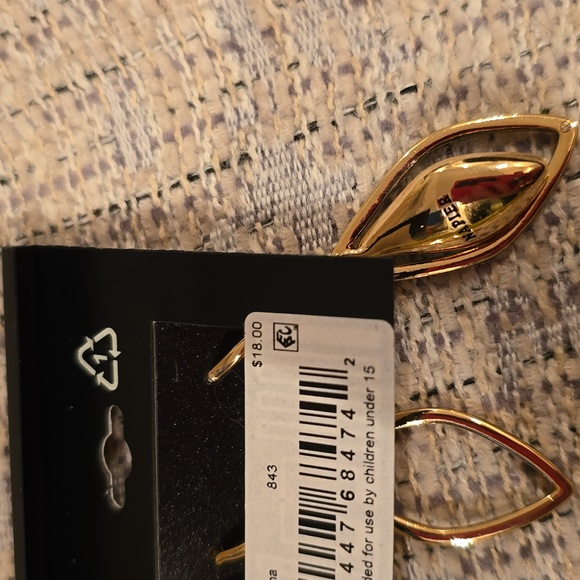 NAPIER BRAND WOMENS FASHION JEWELRY PENDANT NECKLACE & MATCHING DANGLE EARRINGS - Picture 7 of 12